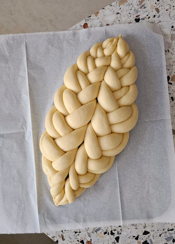 Round & Sweet - Bake Your Holiday Challah - Image 3